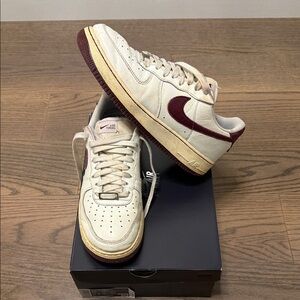 Men’s Nike Air Force 1  size 10